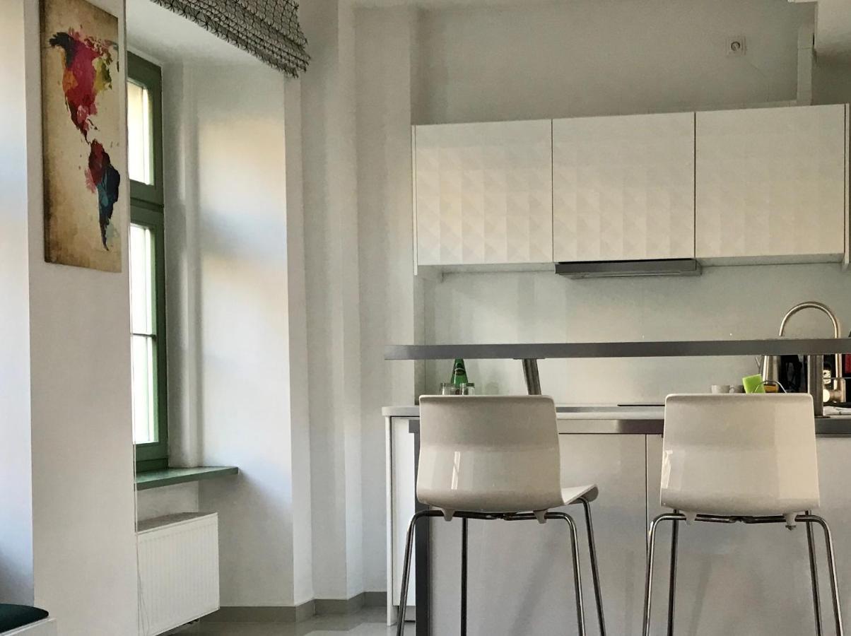 Greeny Apartment